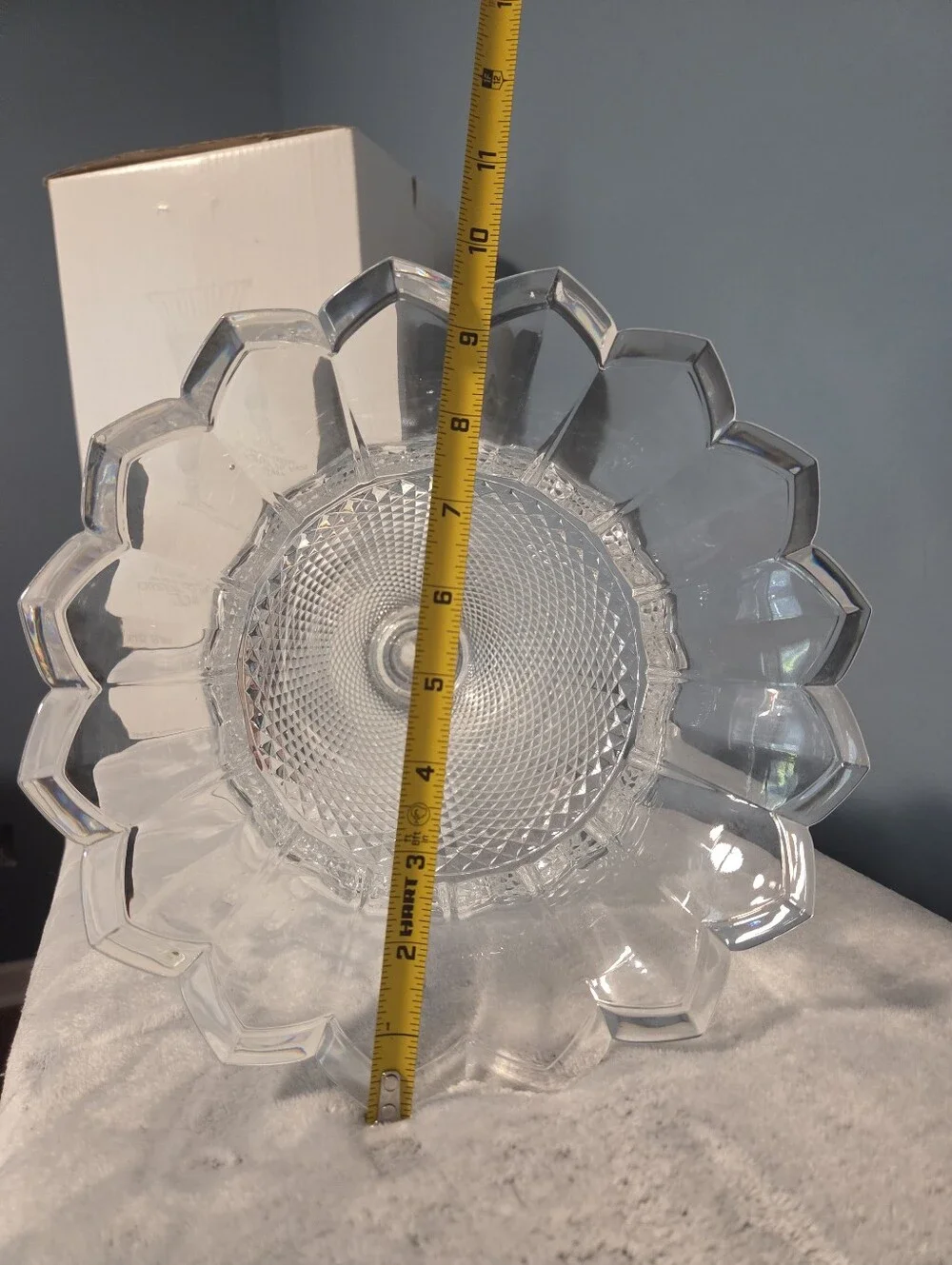Godinger Shannon 24% Lead Crystal Tiara 16” Pedestal Vase Style 53782 w/ Box